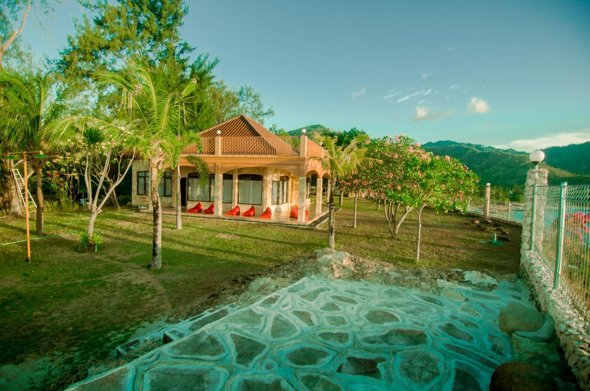 Gili View By Maza Villa Teluknarat ภายนอก รูปภาพ